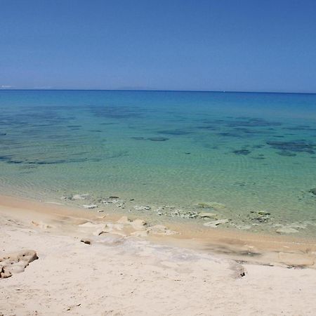 Trilo Beach Monte Nai Exterior photo