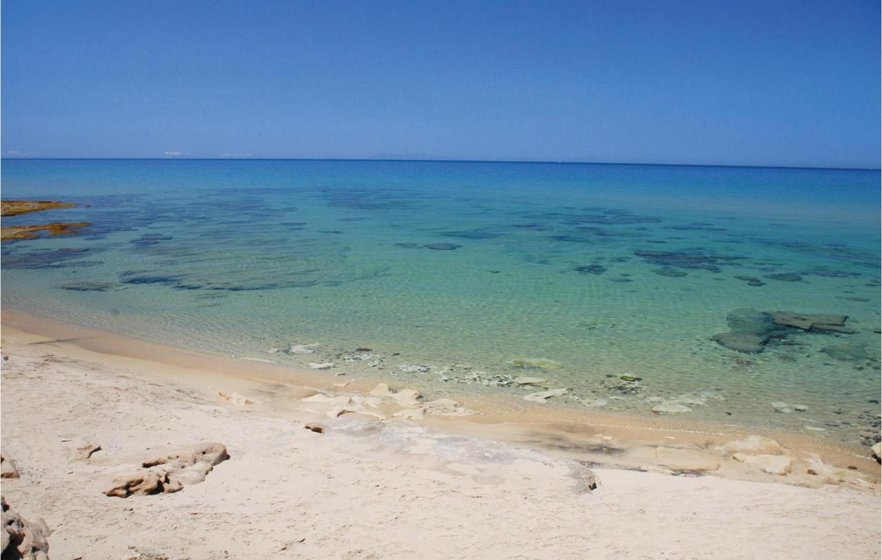 Trilo Beach Monte Nai Exterior photo